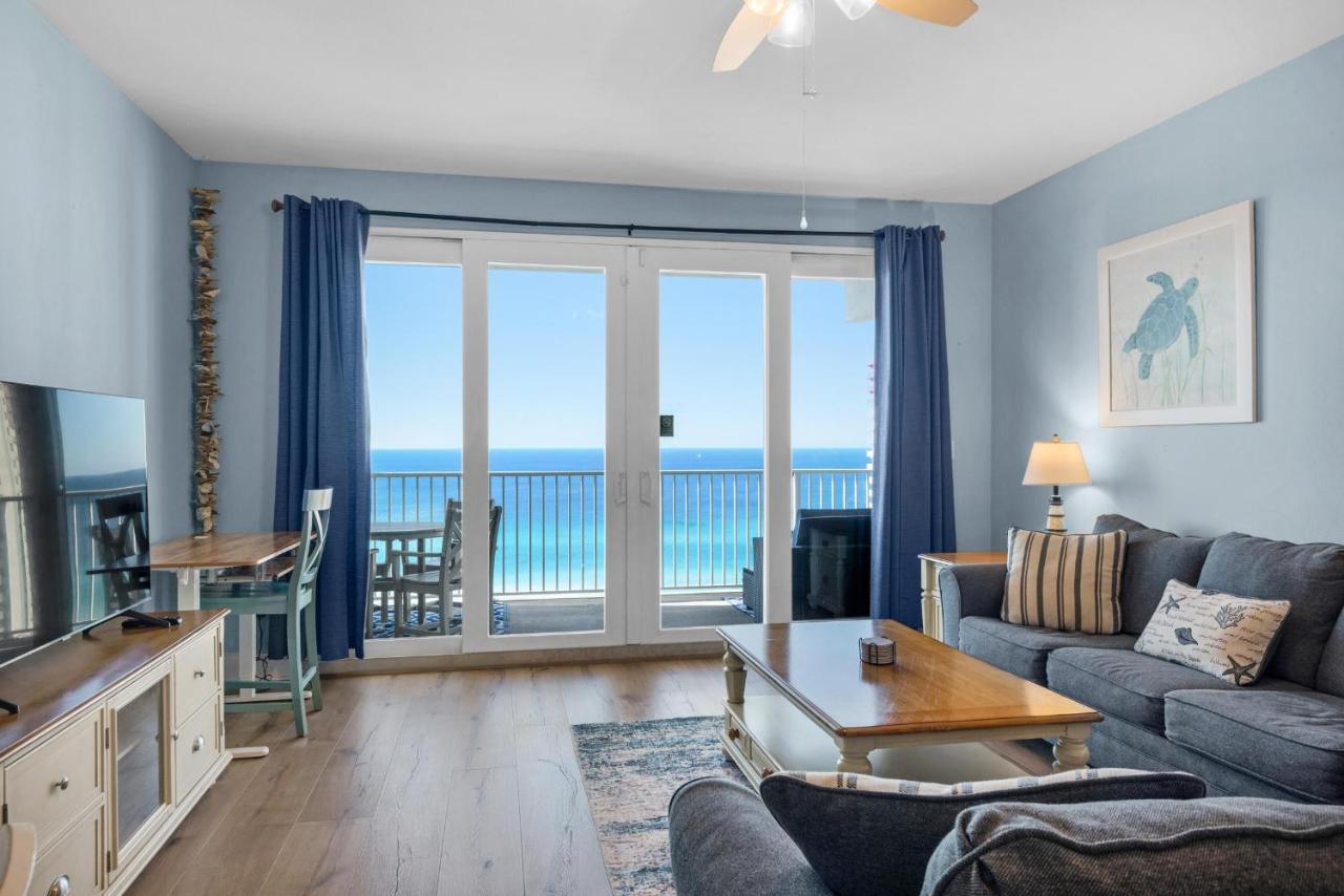 Laketown Wharf 1626 Holiday home